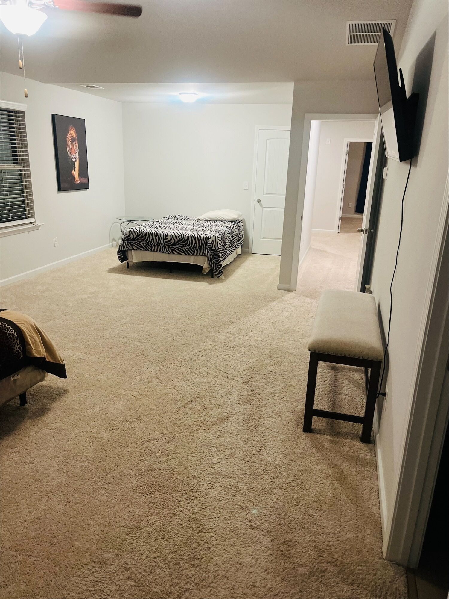 4 Schlafzimmer, Bügeleisen/Bügelbrett, kostenloses WLAN, Bettwäsche