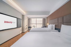 Habitació amb dos llits individuals Comfort | Escriptori, espai de treball apte per a portàtils i wifi gratuïta