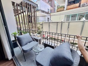 Luxury Apartment, 1 Bedroom, Balcony, Garden Area