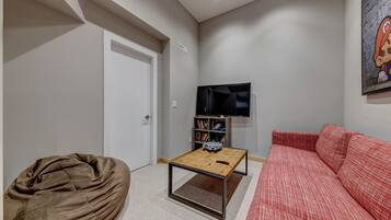 TV connectée, cheminée