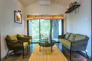 プレミアム コテージ | リビング エリア | スマートテレビ