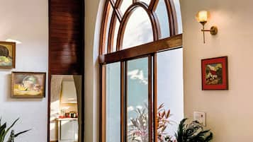 4 BHK Arches | Individually decorated, individually furnished, free WiFi, bed sheets