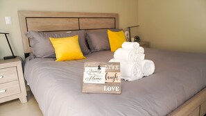 3 Schlafzimmer, Zimmersafe, Bügeleisen/Bügelbrett, WLAN