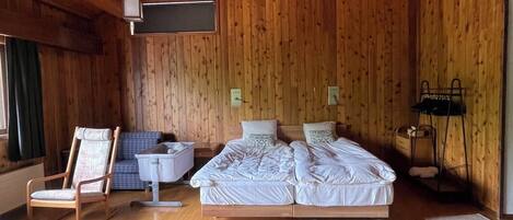 2 chambres, bureau, accĂšs au Wi-Fi (inclus), literie fournie