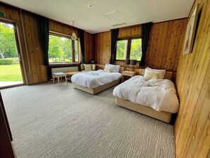 1 bedroom, desk, free WiFi, bed sheets