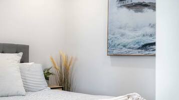 1 bedroom, iron/ironing board, WiFi