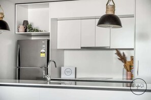 Fridge, microwave, oven, stovetop