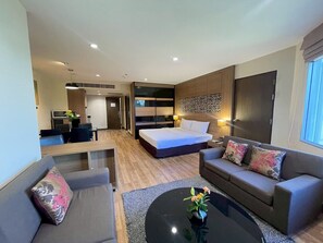 Studio | Desk, free WiFi, bed sheets