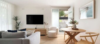 Bar Beach - Bar Beach Bliss