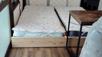 2 habitaciones, escritorio, wifi gratis y ropa de cama