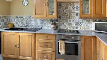 Dishwasher, highchair