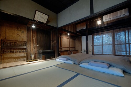 Near the Takeda Castle Ruins A 120yearold trad / Asago Hyōgo