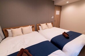 2 bedrooms, desk, free WiFi, bed sheets