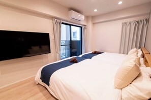 2 bedrooms, desk, free WiFi, bed sheets