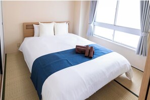 1 bedroom, desk, free WiFi, bed sheets