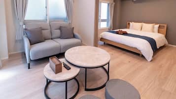 1 bedroom, desk, free WiFi, bed sheets