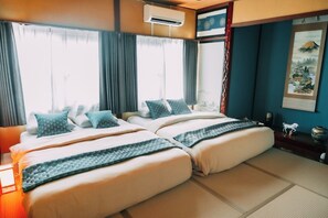 3 bedrooms, desk, iron/ironing board, free WiFi