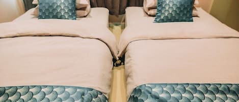 3 chambres, bureau, fer et planche à repasser, Wi-Fi gratuit