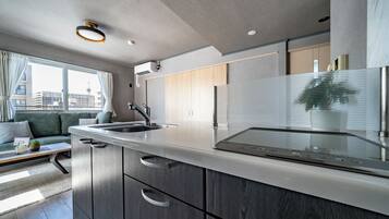 Fridge, microwave, stovetop, toaster