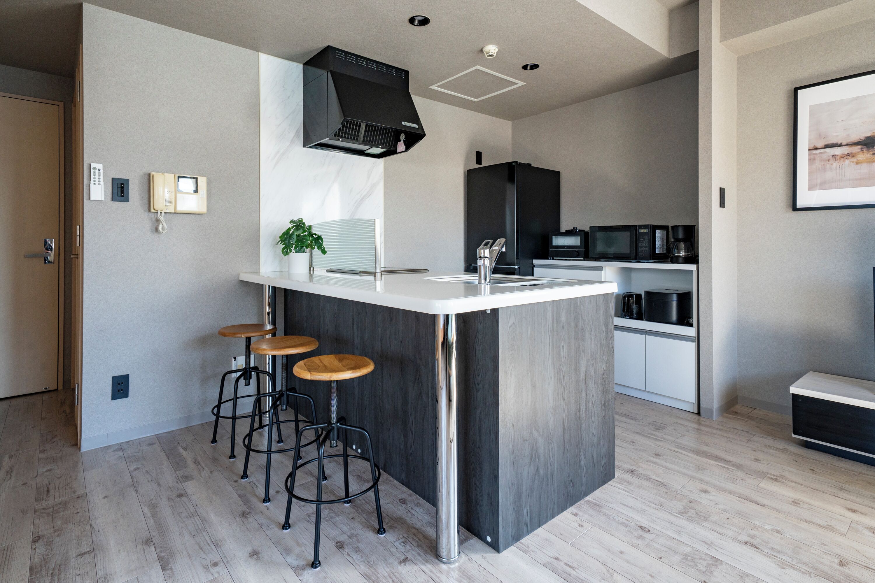 客室内のダイニングエリア