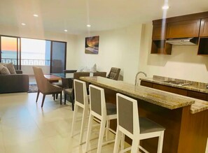 Interior - Luxury apartment with ocean view in the golden zone (Mazatlán)