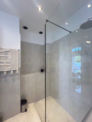 Shower, hair dryer, towels, soap - Stylish loft with gallery and modern living ambience in Rhodes Town (Rodos)