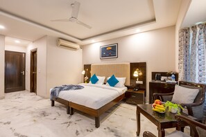 Soundproofing, free WiFi - Flxho Tribe - Bespoke Hotel - Arjun Marg (Gurugram)