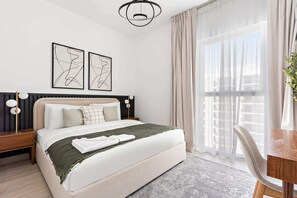 1 bedroom, desk, iron/ironing board, WiFi