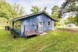 Exterior - Peaceful Chatham Home in Virginia Countryside! (Chatham)