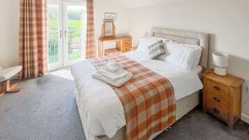4 bedrooms, free WiFi