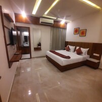 Quarto executivo | Espaço de trabalho para notebook, Wi-Fi de cortesia