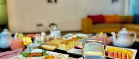 包含每日全套早餐