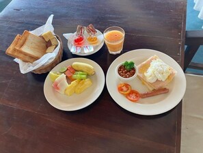 Breakfast meal
