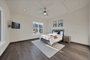 2 habitaciones, tabla de planchar con plancha y wifi gratis 