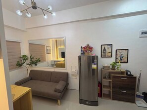 Appart'hôtel, 1 chambre, accessible aux personnes à mobilité réduite | Coin séjour