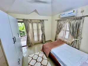 3 soverom, strykejern/-brett, wi-fi og sengetøy