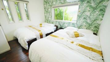 Free WiFi, bed sheets