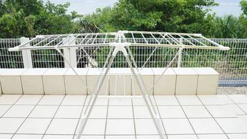 Villa, 4 Bedrooms, Non Smoking, Sea View | Room amenity