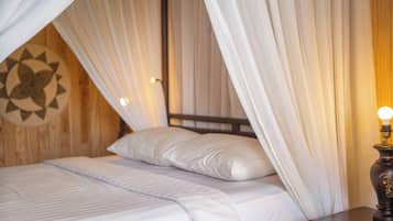 Deluxe Double Room, Balcony, Mountain View | Desk, free WiFi