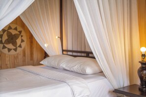 Deluxe Double Room, Balcony, Mountain View
