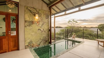 Deluxe Sea View Villa with Pool | Terrace/patio