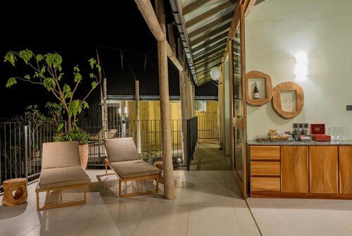 O2 Villas Yala