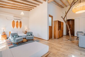 Executive Villa, 2 Bedrooms, Private Pool | Free minibar items, in-room safe, laptop workspace, soundproofing