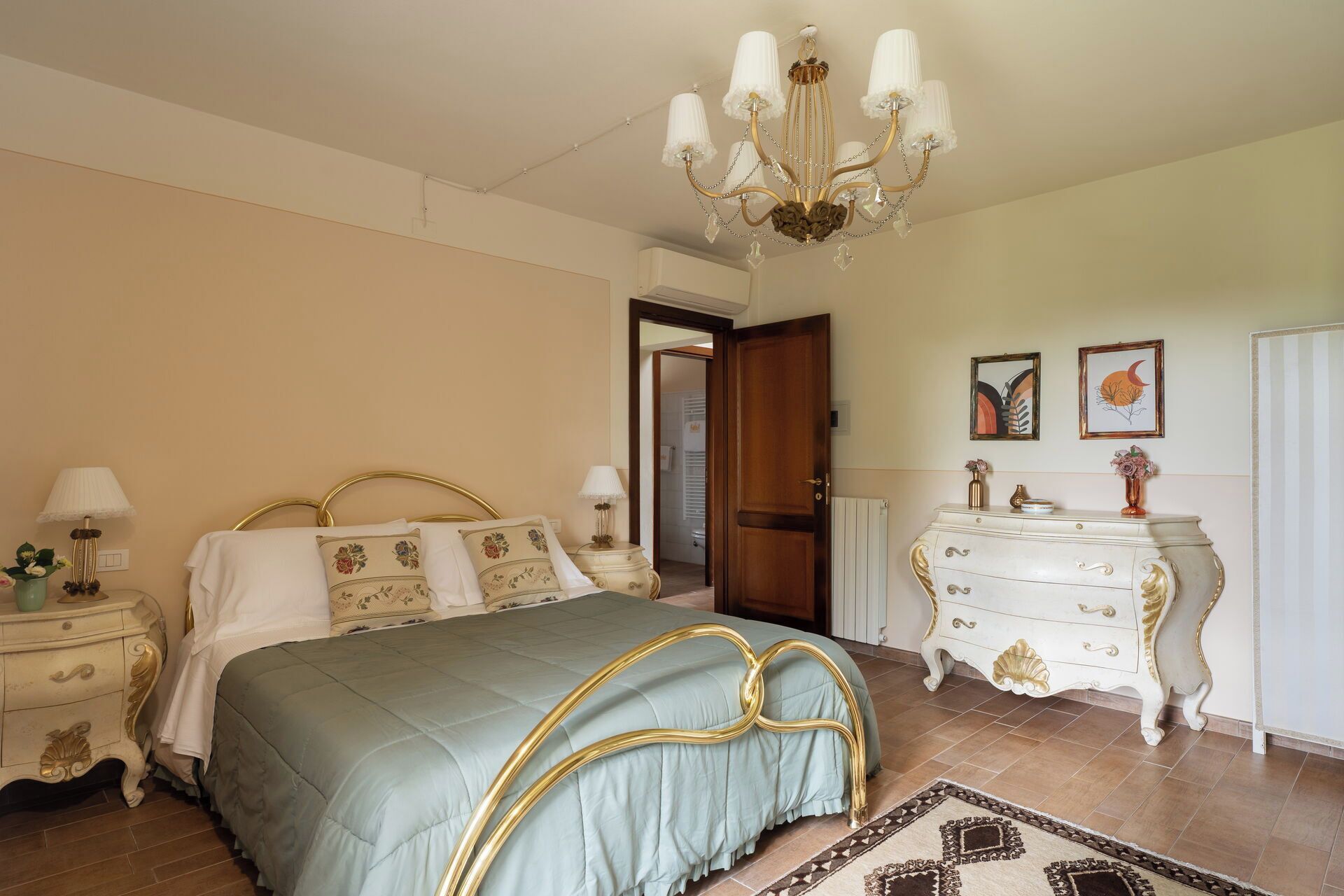5 bedrooms, iron/ironing board, travel cot, free WiFi