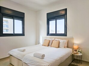 3 bedrooms, free WiFi, bed sheets