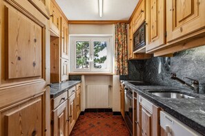 Four, plaque de cuisson, lave-vaisselle