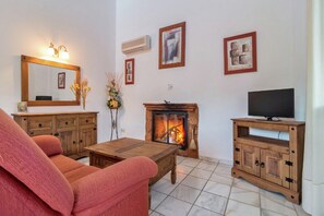 TV connectée, cheminée