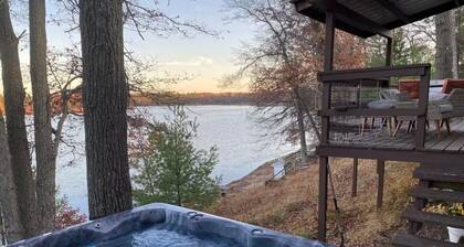 Rustic Lake Nokomis Cabin with Hot Tub, Trails, and Family Fun for 10!