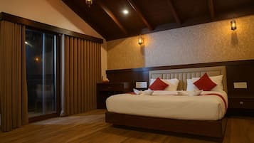 Cots/infant beds, bed sheets
