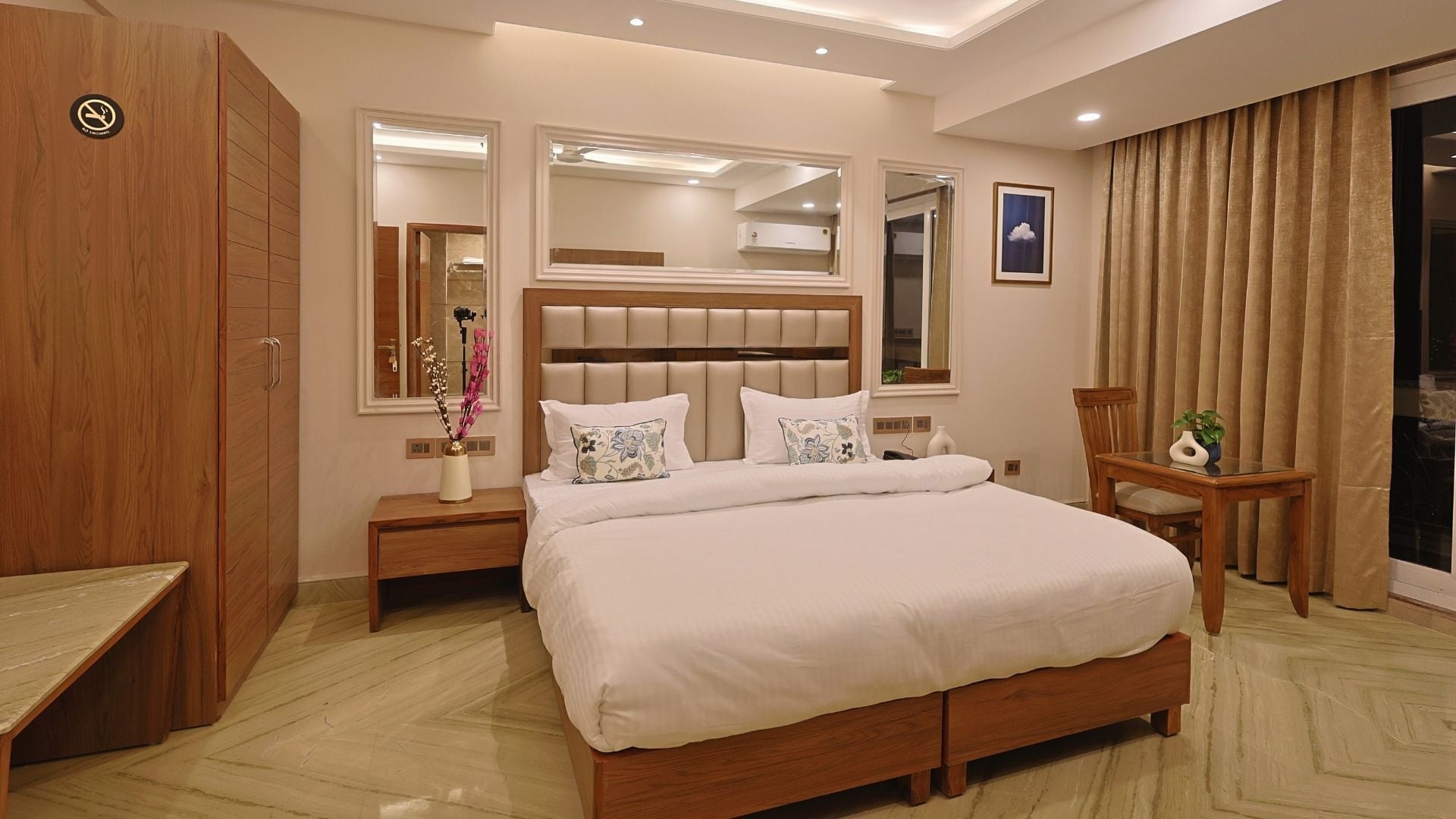 Desk, laptop workspace, free WiFi, bed sheets